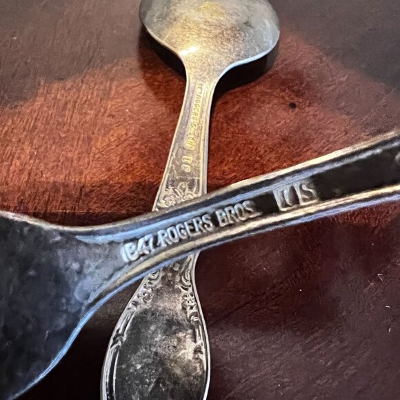 Baby Spoon and fork 1847 Rogers Bros Silver Plate Vintage - Picture 3 of 5